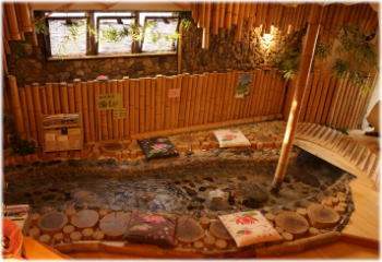 -足湯カフェ-足踏み、指圧、アーユルヴェーダ、足湯カフェのもみの気ハウス